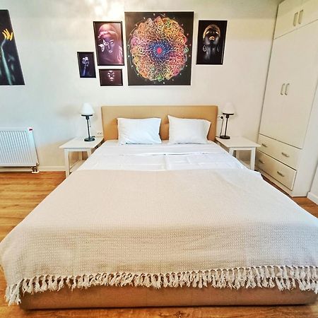 Apartamento Airport High Class & Parking Iasi Exterior foto